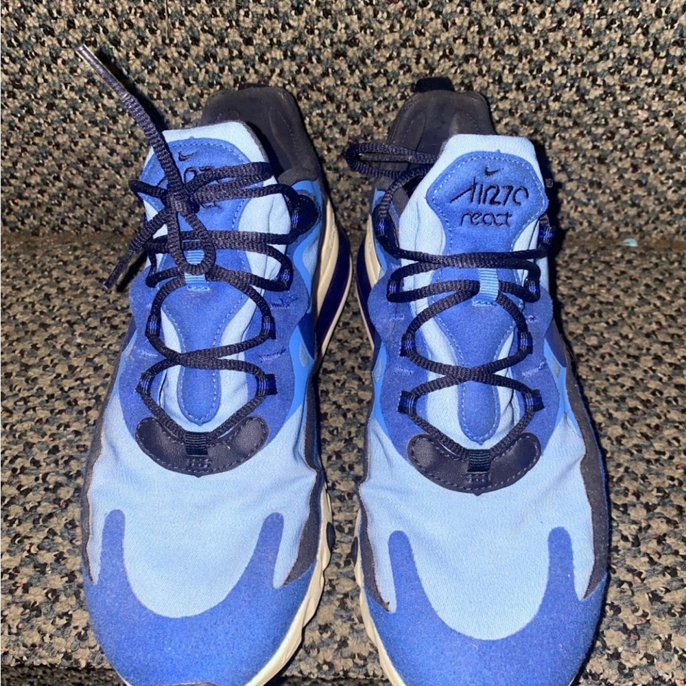 Nike air max 270 react sz 8.5 us m